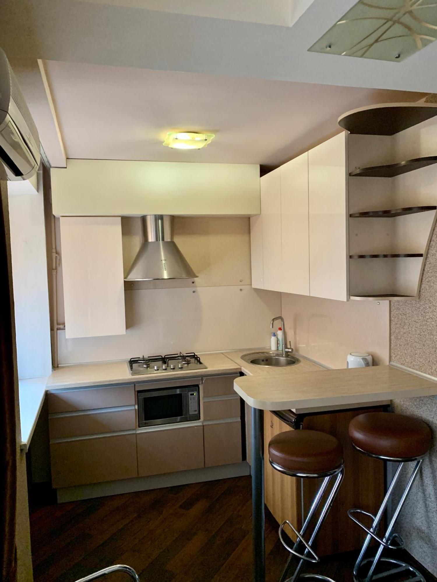 In , Prospect Nauki 19a