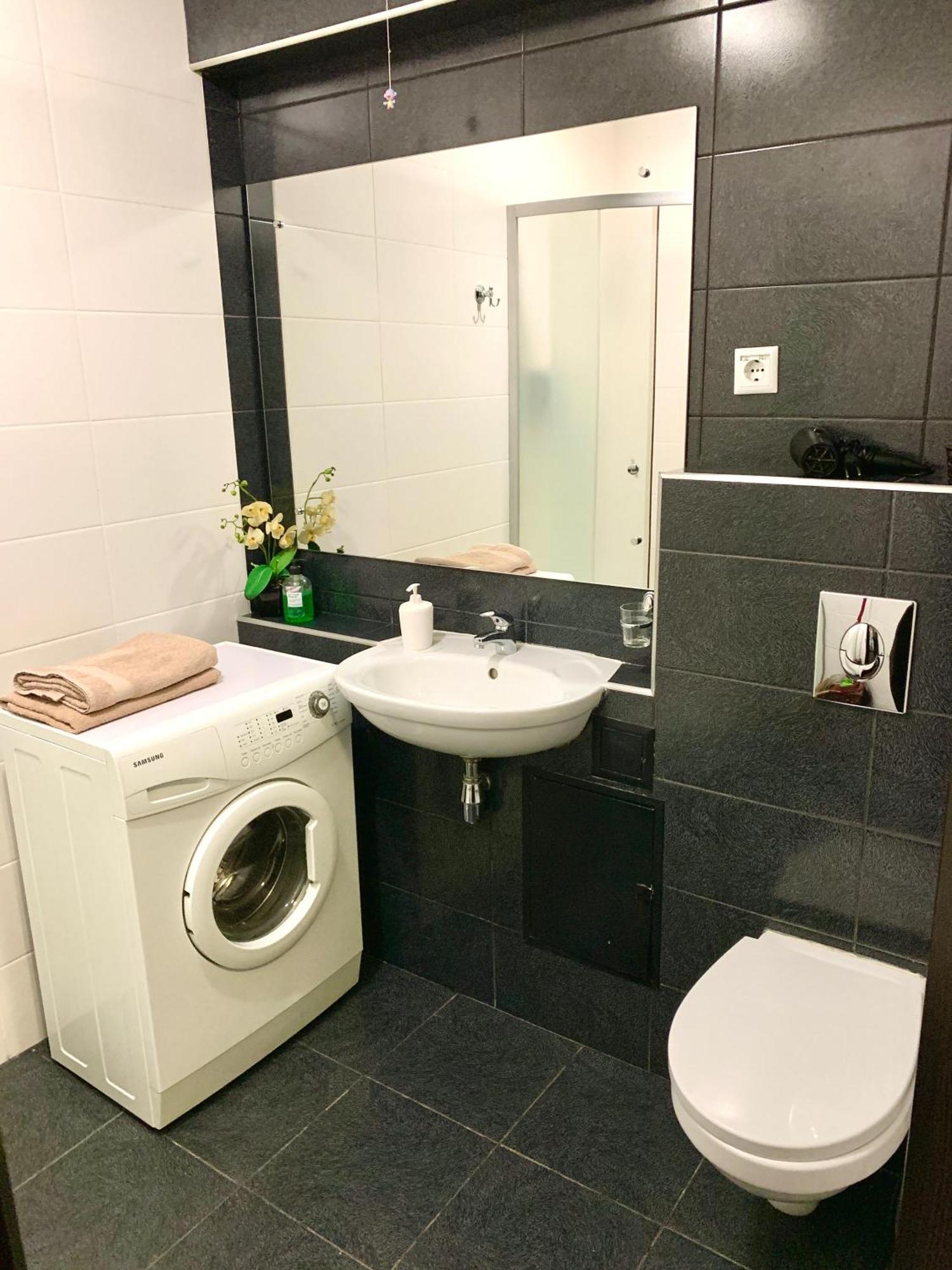 Daire In , Prospect Nauki 19a