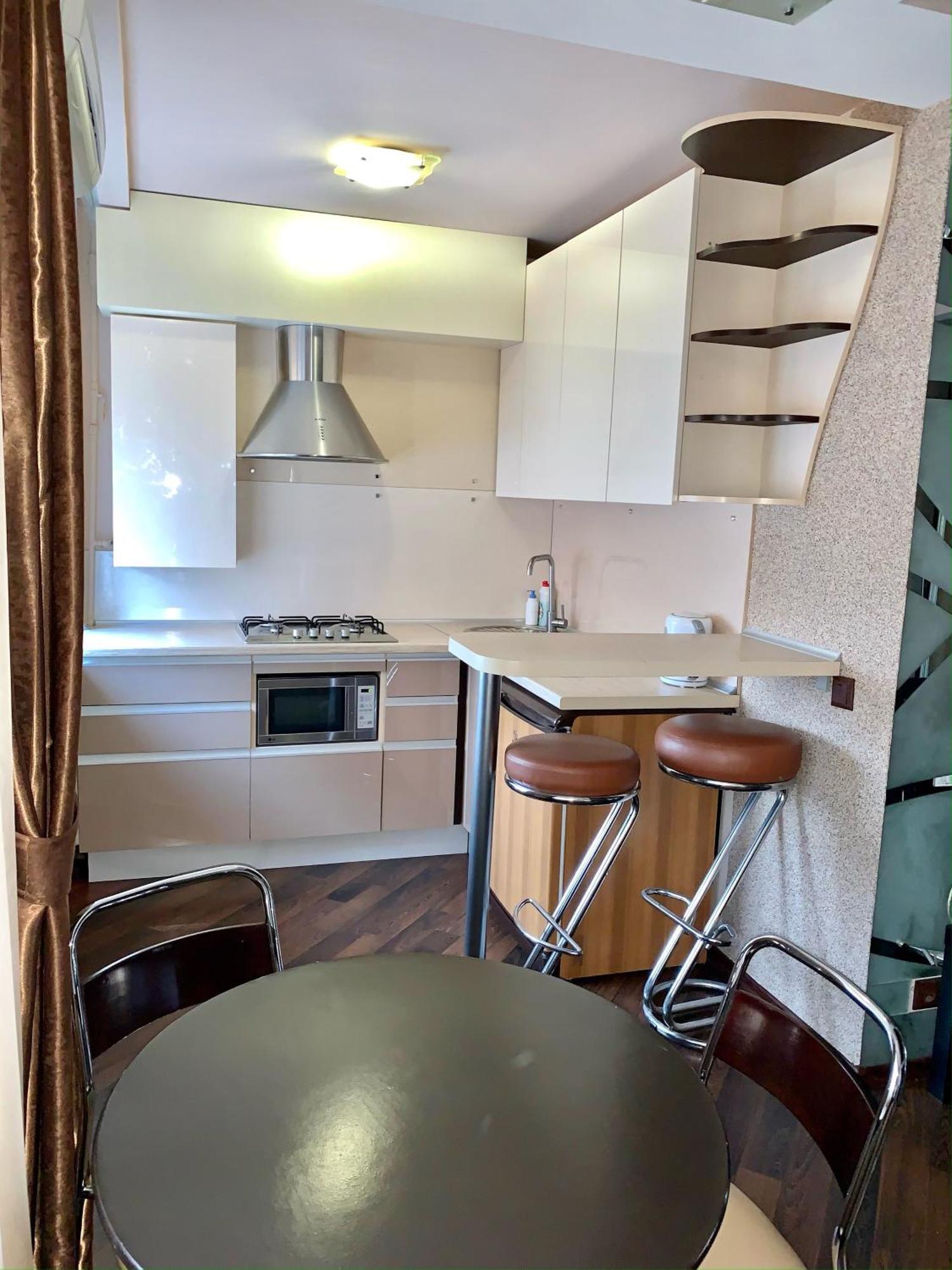 In , Prospect Nauki 19a
